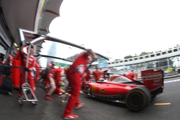 7 Kimi Raikkonen (FIN, Scuderia Ferrari), xHOCHxZWEIx