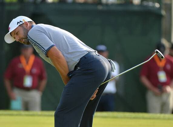 Sergio Garcia of Spain reacts after missing a putt on the 8th hole in the 3rd round of the U.S. Open at Oakmont Country Club near Pittsburgh, Pennsylvania on June 18, 2016.  OAK20160618911 KEVINxDIETSCH