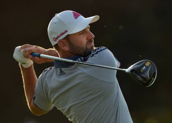 Sergio Garcia of Spain hits a tee shot on the 10th hole in the 3rd round of the U.S. Open at Oakmont Country Club near Pittsburgh, Pennsylvania on June 18, 2016.  OAK20160618915 KEVINxDIETSCH