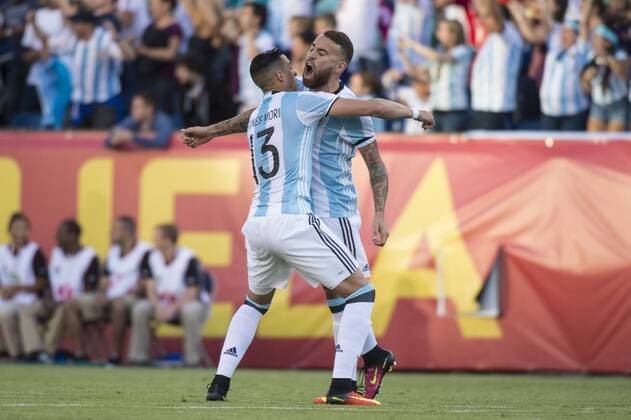 June 18, 2016 - Foxborough, Massachusetts, U.S - Argentina defender NICOLAS OTAMENDI (17) & Argentina defender RAMIRO FUNES MORI (13) celebrate the first goal of the match against Venezuela during the Copa America Centenario soccer tournament at Gillette Stadium in Foxborough, MA. Soccer 2016 - Copa America Centenario Argentina vs. Venezuela 4-1 - ZUMAs192