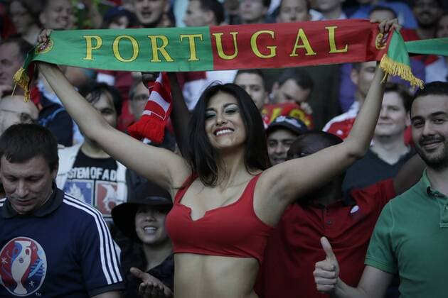portugal supporters, Euro 2016 , Portugal vs Austria at Parc de Princes , 644 cordon  xalfonsoxjimenezxvalerox xEurox2016,xPortugalxvsxAustriax