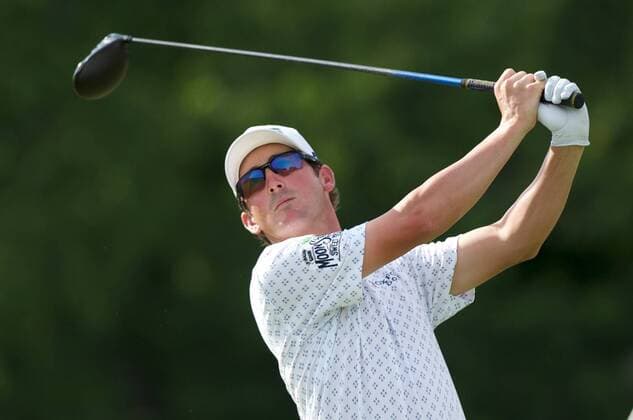 June 18, 2016: Andrew Landry watches his drive from the fourth tee during the third round of golf at the US Open at Oakmont Country Club in Pittsburgh, PA. (Photo by Shelley Lipton Icon Sportswire) GOLF: JUN 18 PGA Golf Herren - US Open - Third Round Icon160618056 EDITORIAL USE ONLY
