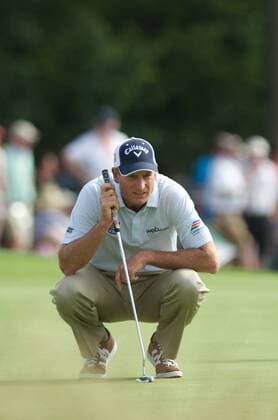 June 18, 2016: Jim Furyk lines up his putt on the second green during the third round of golf at the US Open at Oakmont Country Club in Pittsburgh, PA. (Photo by Shelley Lipton Icon Sportswire) GOLF: JUN 18 PGA Golf Herren - US Open - Third Round Icon160618025 EDITORIAL USE ONLY