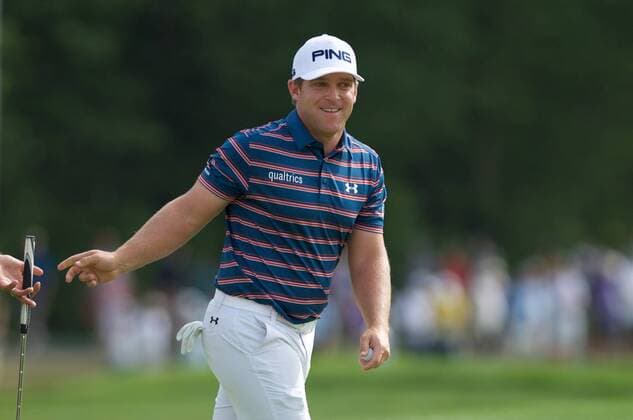 June 18, 2016: Daniel Summerhays reacts to the crowd after finishing the second hole during the third round of golf at the US Open at Oakmont Country Club in Pittsburgh, PA. (Photo by Shelley Lipton Icon Sportswire) GOLF: JUN 18 PGA Golf Herren - US Open - Third Round Icon160618028 EDITORIAL USE ONLY