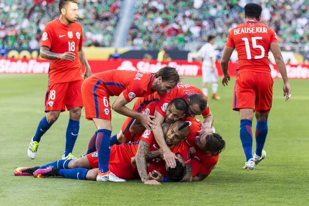 June 18, 2016: Chile celebrate Chile midfielder Edson Puch (22) s goal during the first half of the Copa Centenario quarter final match between Mexico and Chile held at Levi s Stadium in Santa Clara CA. Final score MEX- 0, CHI- 7.(Photo by Allan Hamilton ICON Sportswire) SOCCER: JUN 18 Copa America Centenario - Quarterfinal - Mexico v Chile Icon16061823 EDITORIAL USE ONLY