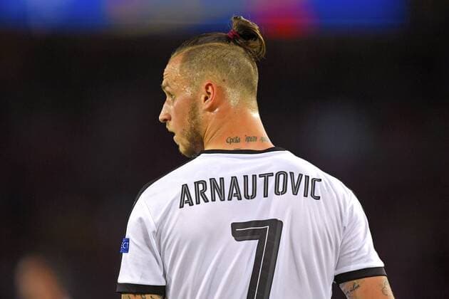 18.06.2016, Fussball EM-2016 Frankreich, Vorrunde, Portugal - Österreich, im Prinzenpark-Stadion Paris. Marko ARNAUTOVIC (AUT) mit Tätowierungen am Hals und Zopf auf dem Rasierten Kopf. 