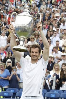 19.06.2016. Queens Club, London, England. Aegon Queens Tennis Championships Day Seven. Andy Murray (GBR) celebrates his win over Milos Raonic (CAN) in the final at Queens. Murray has now won the event for a record fifth time. Andy Murray won in three sets 6-7 6-4 6-3 . xAlanxMartinx  ActionPlus11751934