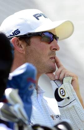 Andrew Landry studies the first hole before starting the final round of the U.S. Open golf championship at Oakmont Country Club near Pittsburgh, on June 19, 2016. Andrew Laddry starts the final round in second place with three under par.  OAK20160619307 ARCHIExCARPENTER