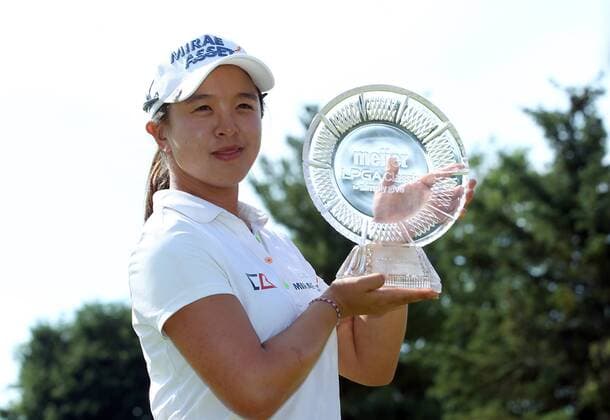 June 19, 2016 - Belmont, Michigan, United States - Sei Young Kim of Seoul holds up the trophy after winning the final round by playoff of the Meijer LPGA Golf Damen Classic golf tournament at Blythefield Country Club in Belmont, MI, USA Sunday, June 19, 2016. Meijer LPGA Classic  - ZUMAn230