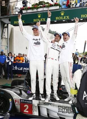 Porsche Team: Marc Lieb, Neel Jani, Romain Dumas (l-r) Porsche 919 Hybrid, 24 Hours of Le Mans 2016 xPorschex xJuergenxTapx