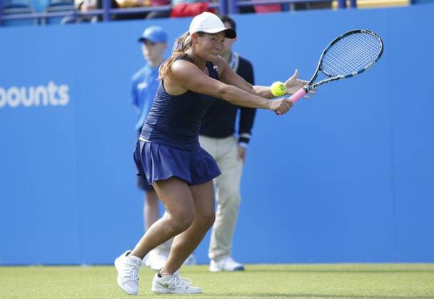 20.06.2016 Eastbourne, England. Aegon WTA Tennis Damen International Eastbourne Tennis Tournament. Ekaterina Makarova (RUS) defeats Tara Moore (GBR) by a score 7-5, 6-4, in their 1st round match at Devonshire Park. xHongboxChenx  ActionPlus11752371