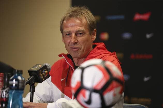 Copa America: USA Pressekonferenz mit Jürgen Klinsmann US German coach Jurgen Klinsmann delivers a presser at the NRG Stadium in Houston, Texas, United States, 20 June 2016. The US will face Argentina on their Copa America Centenario semifinal match tomorrow. EFE David Fernandez US PRESSER !ACHTUNG: NUR REDAKTIONELLE NUTZUNG!  HOU007 20160621-636020672197124535