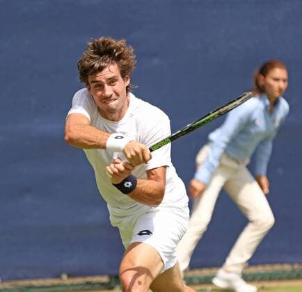 Tennis, ATP-Turnier in Nottingham, Benjamin Becker - Guido Pella 21.06.2016. Nottingham Tennis Centre, Nottingham, England. Aegon Open Mens ATP Tennis Herren Tennis. Guido Pella of Argentina in action against Benjamin Becker of Germany xDavidxKissmanx  ActionPlus11752769