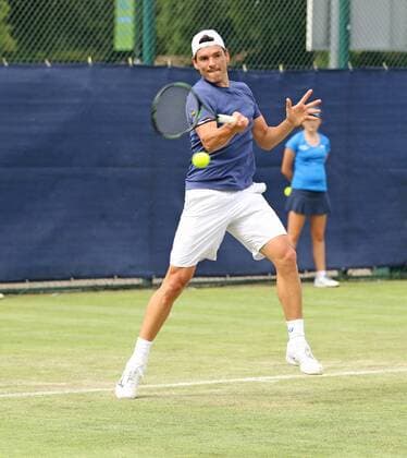21.06.2016. Nottingham Tennis Centre, Nottingham, England. Aegon Open Mens ATP Tennis Herren Tennis. Forehand from Frank Dancevic of Canada who beat Mikhail Kukushkin of Kazakhstan in three sets 4-6 7-6 7-6 xDavidxKissmanx  ActionPlus11752923