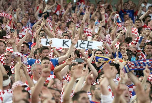 UEFA EURO EM Europameisterschaft Fussball 2016., 3rd round, group D, Croatia - Spain 21.06.2016., Bordeaux, France - UEFA EURO 2016., 3rd round, group D, Croatia - Spain. Fans.  SanjinxStrukic PIXSELL