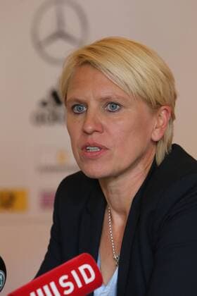 GER, PK DFB Fussball Nationalmannschaft Frauen 21.06.2016, GRASSAU, Hotel Golfresort Achental GER, Lehrgang DFB Frauen Nationalmannschaft Olympia 2016, im Bild Doris Fitschen (Managerin) nordphotoxHofer