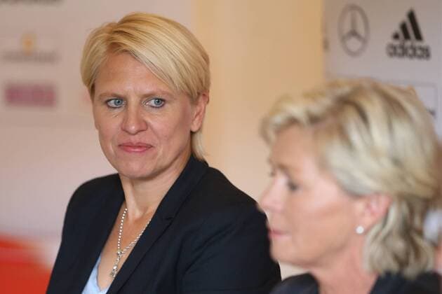 GER, PK DFB Fussball Nationalmannschaft Frauen 21.06.2016, GRASSAU, Hotel Golfresort Achental GER, Lehrgang DFB Frauen Nationalmannschaft Olympia 2016, im Bild Doris Fitschen (Managerin), Silvia Neid (Bundestrainerin) nordphotoxHofer