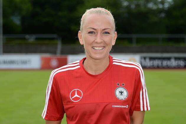 Mandy Islacker beim Fototermin waehrend des Trainingslagers in Grassau. Grassau, GER, 21.06.2016 - Fototermin DFB-Frauen-Nationalmannschaft, Fototermin DFB-Frauen-Nationalmannschaft, xKLx
