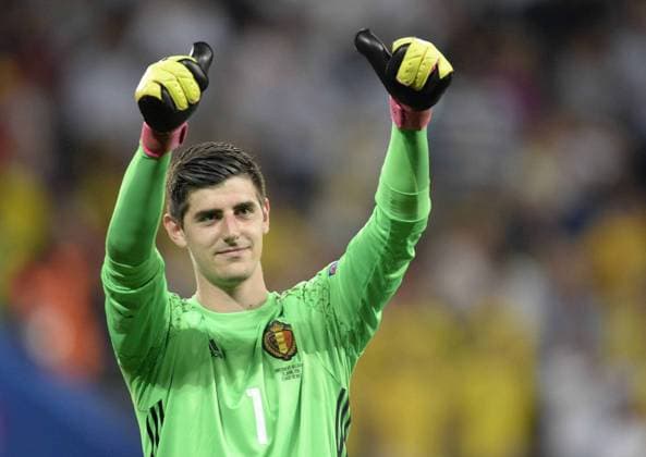 the red devils Thibaut Courtois goalkeeper of Belgium FOOTBALL : Suede vs Belgique - UEFA EURO EM Europameisterschaft Fussball 2016 - Nice- 22 06 2016 PhotoNews Panoramic  607118201