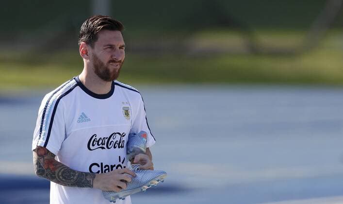 Copa America, Training Nationalteam Argentinien Argentina player Lionel Messi during a training session of the team in Houston, Texas, United States, 23 June 2016. Argentina will face Chile during the Copa America Centenario final match. ARGENTINA TRAINING SESSION !ACHTUNG: NUR REDAKTIONELLE NUTZUNG!  HOU002 20160623-636023066679715375
