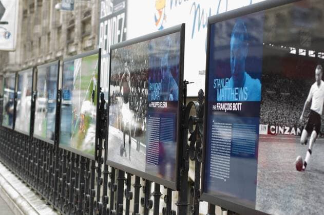 EURO 2016, Fußballausstellung am Hotel de Ville in Paris stanley matthews NEWS: Exposition foot hotel de ville - PARIS - 24 06 2016 JustineVandermarliere Panoramic 