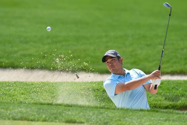 June 25, 2016 - John Huh hits out of the green side bunker on the second hole during third round play at the Quicken Loans National at Congressional Country Club in Bethesda MD. PGA Golf Herren 2016: Quicken Loans National JUN 25 - ZUMAcjm_
