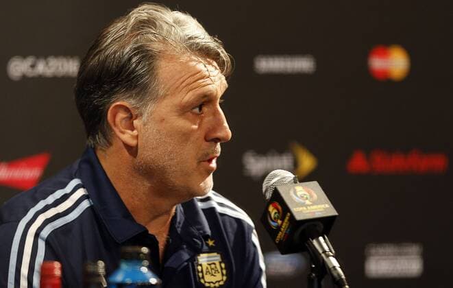 Argentina s coach Gerardo Martino delivers a pressert at Metlife stadium in East Rutherford, New Jersey, United States, 25 June 2016. Argentina will face Chile for their Copa America Centenario final match on Sunday. EFE Mauricio Duenas Castaneda ARGENTINA PRESSER !ACHTUNG: NUR REDAKTIONELLE NUTZUNG!  NEW002 20160626-636024966231145390