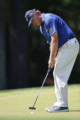 June 25, 2016 - Ernie Els putts on hole number nine during third round play at the Quicken Loans National at Congressional Country Club in Bethesda MD. PGA Golf Herren 2016: Quicken Loans National JUN 25 - ZUMAcjm_