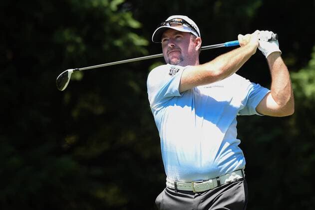 June 25, 2016 - Robert Garrigus tees off on the fifth hole during third round play at the Quicken Loans National at Congressional Country Club in Bethesda MD. PGA Golf Herren 2016: Quicken Loans National JUN 25 - ZUMAcjm_