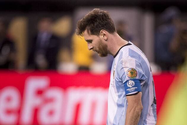 June 27, 2016 - East Rutherford, New Jersey, U.S - Argentina midfielder LIONEL MESSI (10) drops his head after missing a penalty kick over the goal during the Copa America Centenario 2016 Final at MetLife Stadium in East Rutherford, NJ Soccer 2016 - Copa America Centenario Final Chile defeats Argentina 0-0 (4-2) Penalty Shoot out. - ZUMAs192
