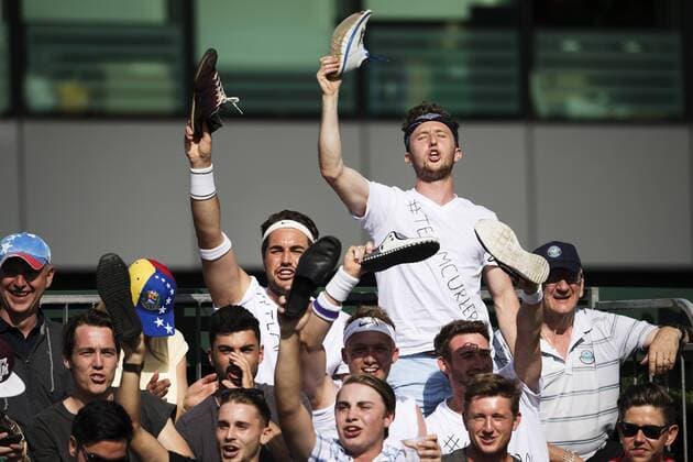 160627, Tennis, Wimbledon, Dag 1: Fans cheer for Marcus Willis (GBR) during the first round of GentlemenÕs Singles. The Championships 2016 at The All England Lawn Tennis Club, Wimbledon. Day 1 Monday 27 06 2016.  Copyright: JOELxMARKLUND BB160627JM006