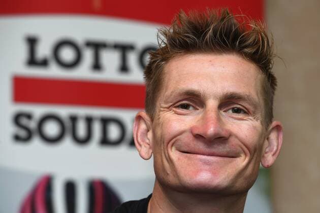 Bilder des Tages - SPORT Radsport, Tour de France, PK Lotto Soudal GREIPEL Andre (GER) Rider of LOTTO SOUDAL talking to the press during a press conference PK Pressekonferenz prior the 2016 Tour de France, on June 30, 2016 in Saint-Lo, France , 30 06 2016 CYCLISME : Tour de France 2016 - J-2 - Saint-Lo - 30 06 2016 Photonews Panoramic  -