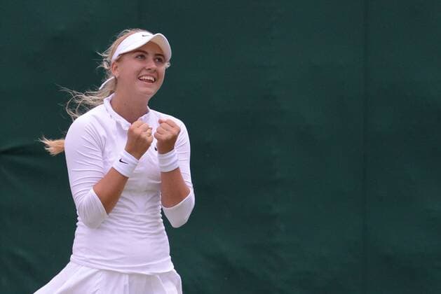 July 1, 2016 - London, England - ANASTASIA POTAPOVA of Russia celebrates winning the Nike Junior International Roehampton tennis tournament. Tennis 2016 - Nike Junior International Roehampton - Day 6 - ZUMAl132