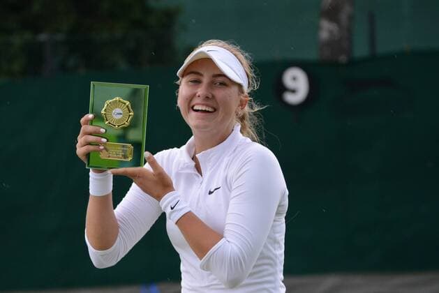 July 1, 2016 - London, England - ANASTASIA POTAPOVA of Russia poses with her trophy after winning the Nike Junior International Roehampton tennis tournament. Tennis 2016 - Nike Junior International Roehampton - Day 6 - ZUMAl132