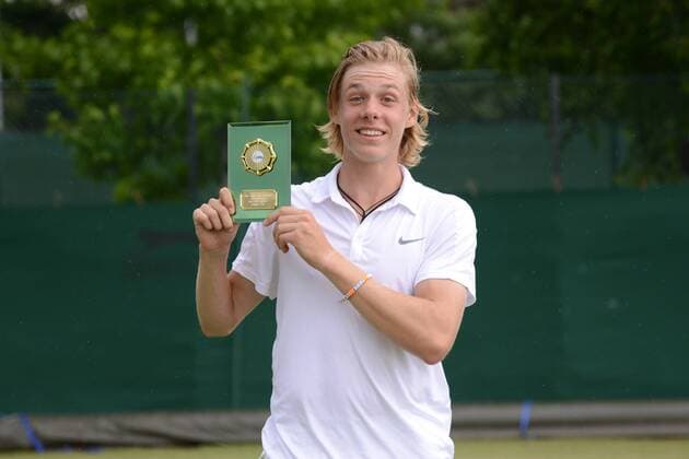 July 1, 2016 - London, England - DENIS SHAPOVALOV of Canada poses with his trophy after winning the Nike Junior International Roehampton tennis tournament. Tennis 2016 - Nike Junior International Roehampton - Day 6 - ZUMAl132