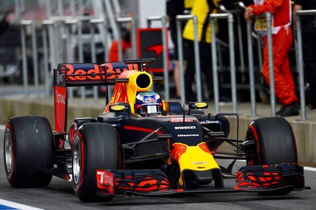 Daniel Ricciardo, Red Bull Racing, formula 1 GP, Austria in Spielberg, 02.07.2016 Photo:mspb Jerry Andre Daniel Ricciardo, formula 1 GP, Austria