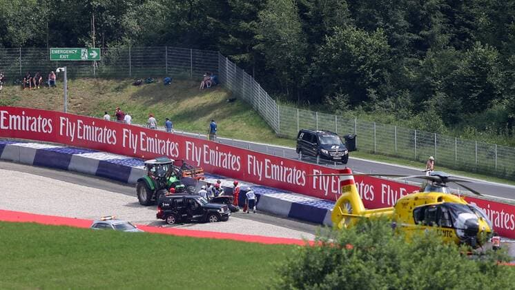 FORMULA 1 - GP of Austria 2016 SPIELBERG,AUSTRIA,02.JUL.16 - MOTORSPORTS, FORMULA 1 - Grand Prix of Austria, Red Bull Ring, qualifying. Image shows Daniil Kwjat (RUS Torro Rosso). Keywords: crash. GEPAxpictures xMaticxKlansek