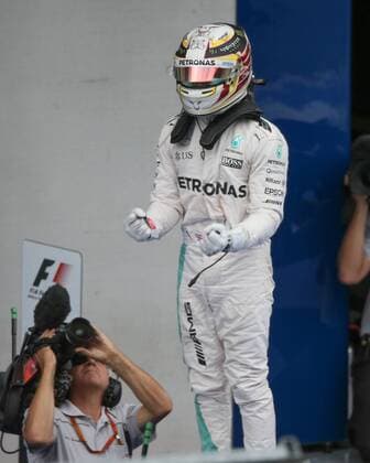 FORMULA 1 - GP of Austria 2016 SPIELBERG,AUSTRIA,03.JUL.16 - MOTORSPORTS, FORMULA 1 - Grand Prix of Austria, Red Bull Ring. Image shows Lewis Hamilton (GBR Mercedes GP). GEPAxpictures xMarioxKneisl