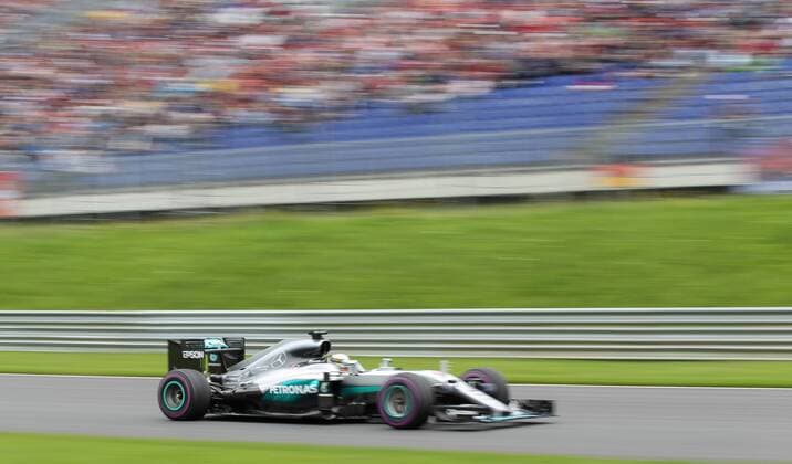 FORMULA 1 - GP of Austria 2016 SPIELBERG,AUSTRIA,03.JUL.16 - MOTORSPORTS, FORMULA 1 - Grand Prix of Austria, Red Bull Ring. Image shows Lewis Hamilton (GBR Mercedes GP). GEPAxpictures xMarioxKneisl