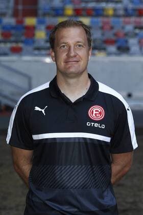 Düsseldorf, Deutschland, Offizieller Fototermin 1. Mannschaft Fortuna Düsseldorf , 2. Fußball- BL am 04.07.2016 in der Esprit Arena in Düsseldorf Athletik - Trainer Florian Klausner (F 95)