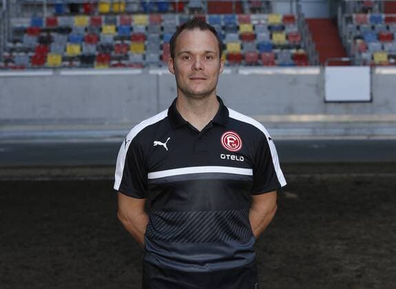 Düsseldorf, Deutschland, Offizieller Fototermin 1. Mannschaft Fortuna Düsseldorf , 2. Fußball- BL am 04.07.2016 in der Esprit Arena in Düsseldorf Physiotherapeut Thomas Gucek ( F 95)