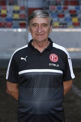 Düsseldorf, Deutschland, Offizieller Fototermin 1. Mannschaft Fortuna Düsseldorf , 2. Fußball- BL am 04.07.2016 in der Esprit Arena in Düsseldorf Mannschaftsbetreuer Aleksandar Spengler (F 95)