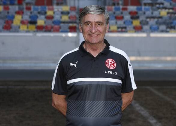 Düsseldorf, Deutschland, Offizieller Fototermin 1. Mannschaft Fortuna Düsseldorf , 2. Fußball- BL am 04.07.2016 in der Esprit Arena in Düsseldorf Mannschaftsbetreuer Aleksandar Spengler (F 95)