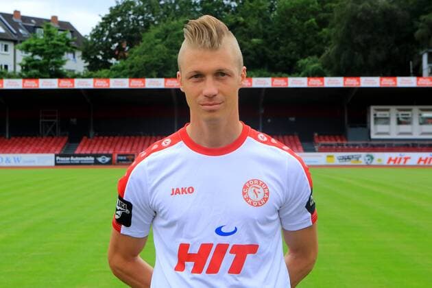 Fußball, GER, 3.Liga, Porträttermin 2016 2017, Fortuna Köln Michel Kessel Offizieller Fototermin Fortuna Köln