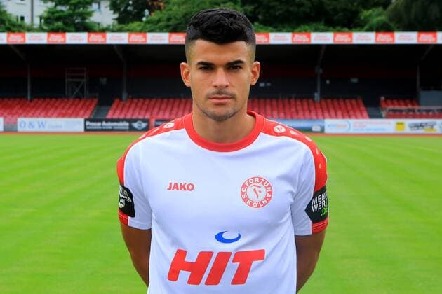 Fußball, GER, 3.Liga, Porträttermin 2016 2017, Fortuna Köln Cauly Oliveira Souza Offizieller Fototermin Fortuna Köln