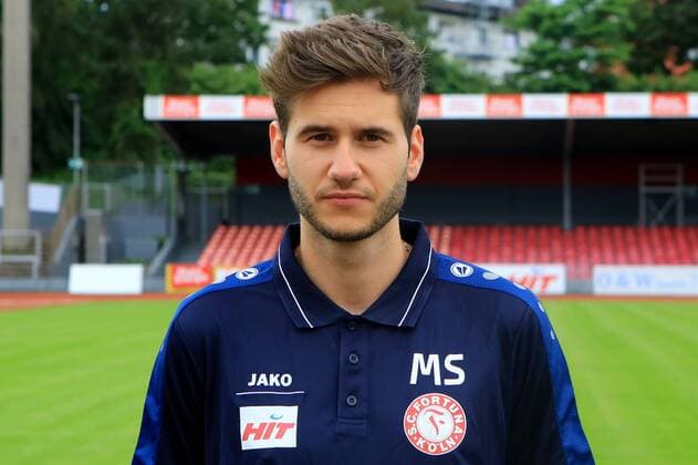 Fußball, GER, 3.Liga, Porträttermin 2016 2017, Fortuna Köln Physiotherapeut Marcel Schuster Offizieller Fototermin Fortuna Köln