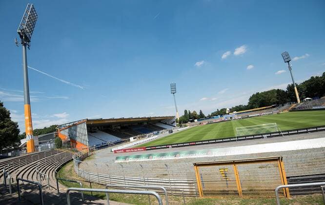 Fußball, Stadiongeschichte SV Darmstadt 98 07.07.2016, xfux, Fussball 1.Bundesliga, SV Darmstadt 98 Ansicht vom Merck-Stadion am Boellenfalltor, emspor deloka emonline, v.l. Ansicht, Uebersicht Merck-Stadion am Boellenfalltor Darmstadt