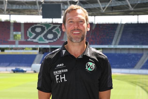 07.07.2016, Hannover Fussball, Fußball, GER, 2.BL, 2. Bundesliga, Portraettermin 2016-2017, Hannover 96, Mannschaftsarzt Dr. Felix Hessel