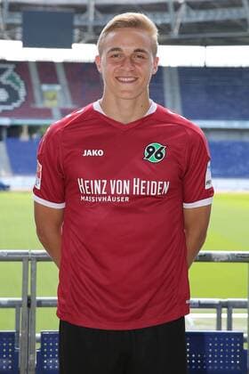 07.07.2016, Hannover Fussball, Fußball, GER, 2.BL, 2. Bundesliga, Portraettermin 2016-2017, Hannover 96, Timo Huebers