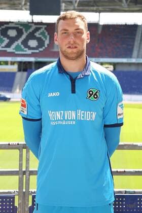 07.07.2016, Hannover Fussball, Fußball, GER, 2.BL, 2. Bundesliga, Portraettermin 2016-2017, Hannover 96, Torwart Timo Koenigsmann